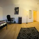 Privat bolig In Wg Aehnlicher Nahe Vw, - Wlan & Parkplatz - Citystay - Bulli Wolfsburg