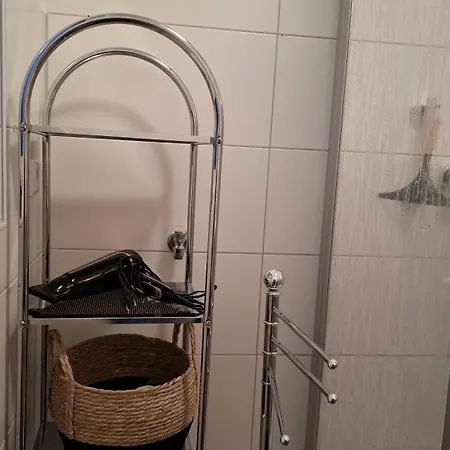 Kwatera prywatna In Wg Aehnlicher Nahe Vw, - Wlan & Parkplatz - Citystay - Bulli