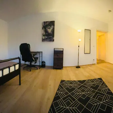 Ubytování v soukromí In Wg Aehnlicher Nahe Vw, - Wlan & Parkplatz - Citystay - Bulli Wolfsburg