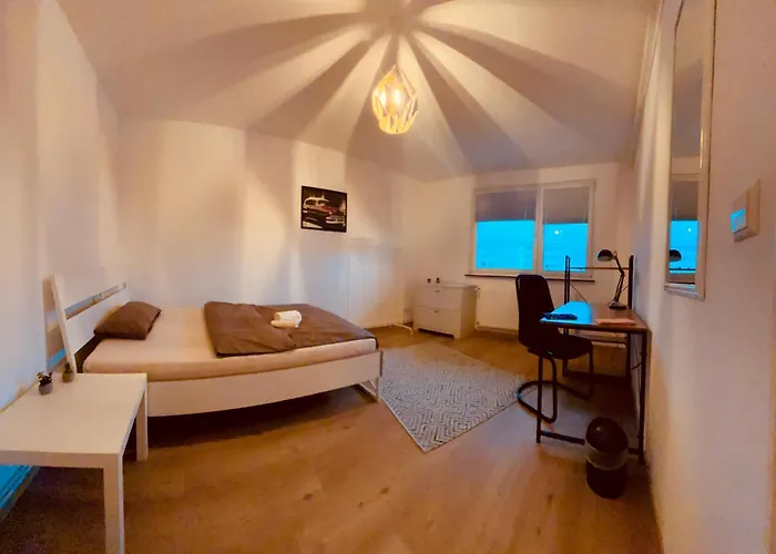 Zimmer, In Moderner Wohnung, Zentral Und Ruhig - Citystay Wolfsburg - Bulli * Вольфсбург