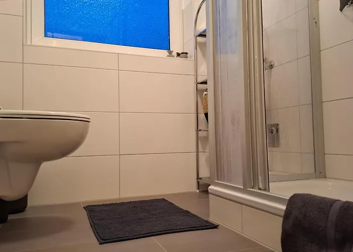 Zimmer, In Moderner Wohnung, Zentral Und Ruhig - Citystay Wolfsburg - Bulli Проживание в семье *