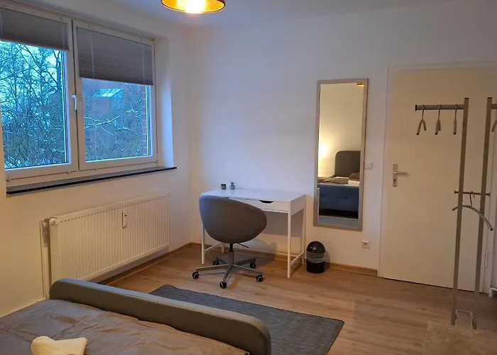 Zimmer, In Moderner Wohnung, Zentral Und Ruhig - Citystay Wolfsburg - Bulli *