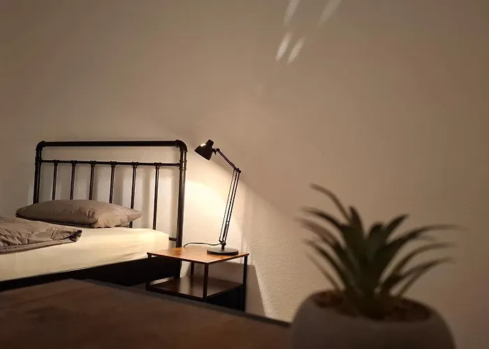 Zimmer, In Moderner Wohnung, Zentral Und Ruhig - Citystay Wolfsburg - Bulli Проживание в семье *