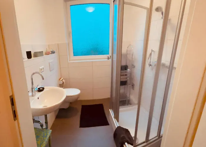 Zimmer, In Moderner Wohnung, Zentral Und Ruhig - Citystay Wolfsburg - Bulli Проживание в семье